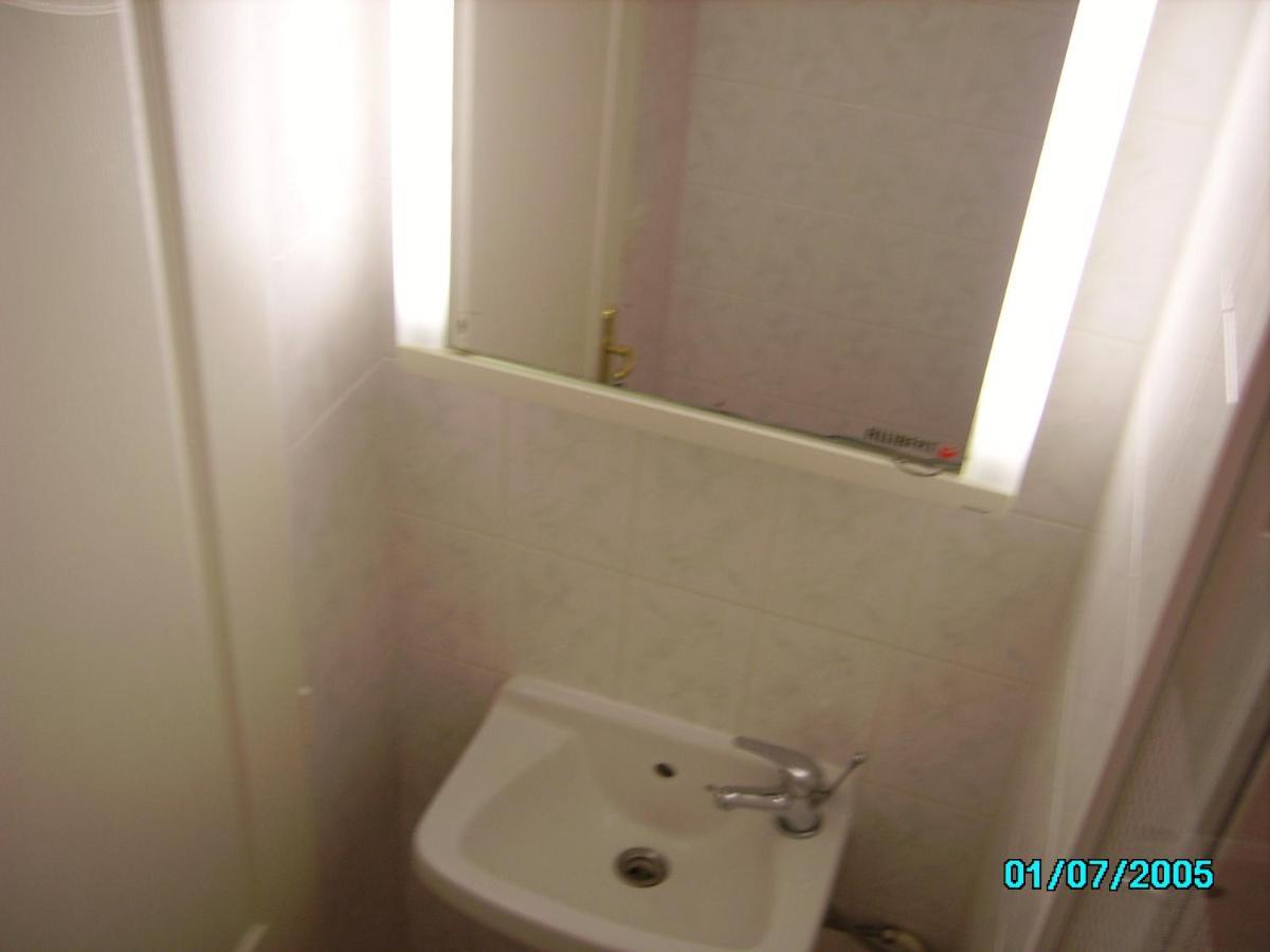 Chez Martine Appt Climatise 1 Chambre カップブルトン エクステリア 写真